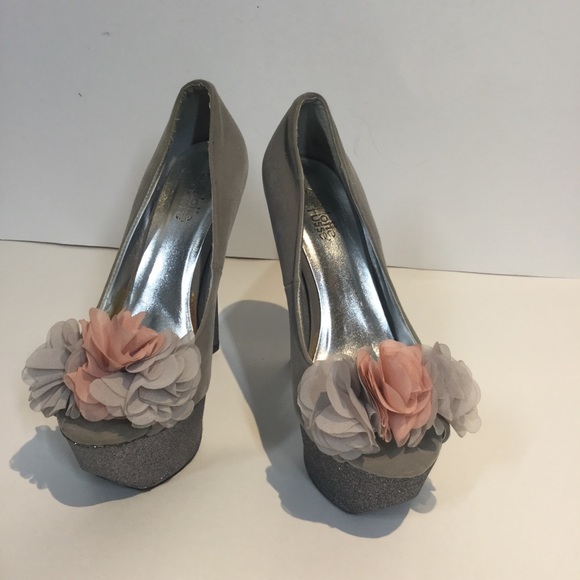 Charlotte Russe Grey-and Pink flowers , - Picture 4 of 12